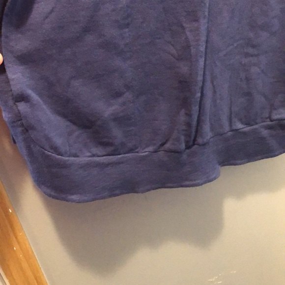 J Jill petite XS blue long sleeved top with pockets - Picture 3 of 8